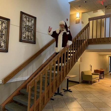 Nichols Inn & Suites Hastings Ngoại thất bức ảnh